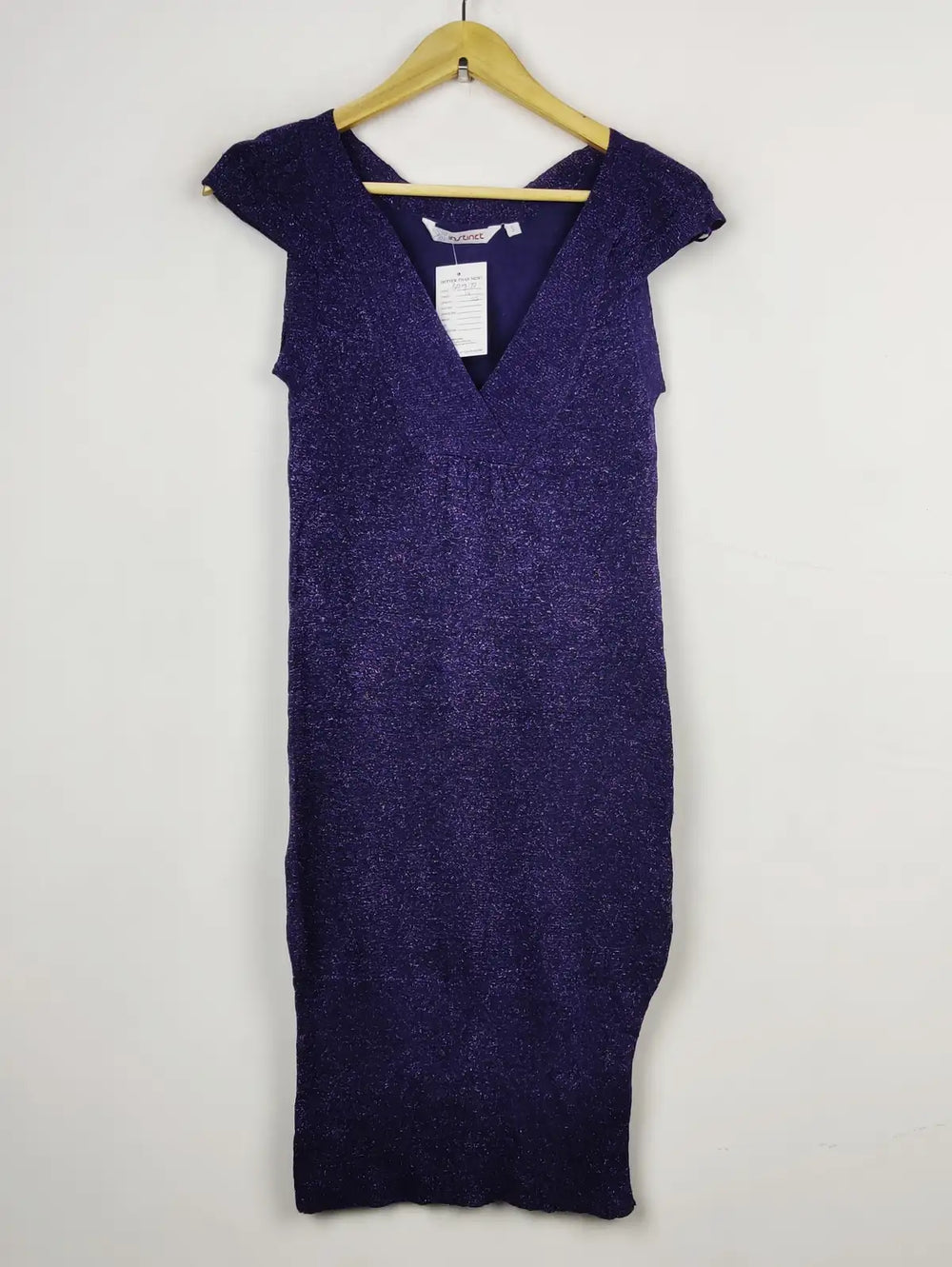 Buy online pre-used pre-loved 100% authentic & Original branded Instinct (BD-272) available in Pakistan. Top international brands avilable.