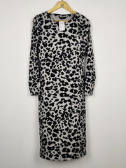 F&F (BD-2843)
