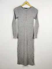 Buy online pre-used pre-loved 100% authentic & Original branded Zara (BD-307) available in Pakistan. Top international brands avilable.