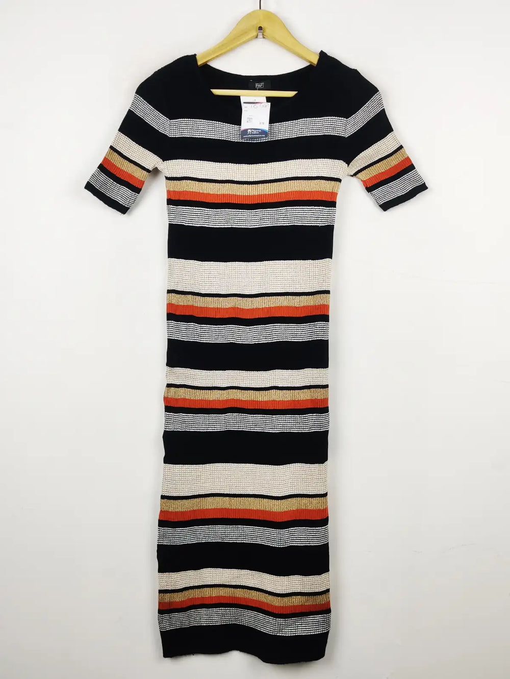 Buy online pre-used pre-loved 100% authentic & Original branded F&F (BD-341) available in Pakistan. Top international brands avilable.