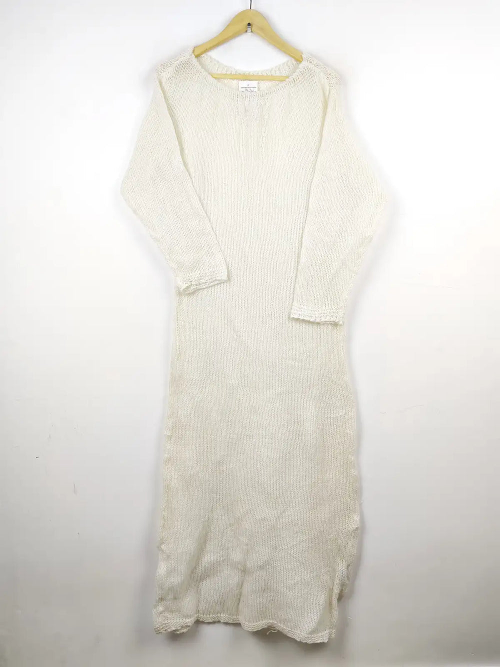 Buy online pre-used pre-loved 100% authentic & Original branded Musera (BD-390) available in Pakistan. Top international brands avilable.