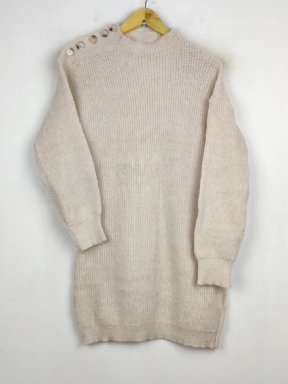 Buy online pre-used pre-loved 100% authentic & Original branded Shein (BD-45) available in Pakistan. Top international brands avilable.