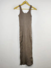 Buy online pre-used pre-loved 100% authentic & Original branded H&M (BD-498) available in Pakistan. Top international brands avilable.