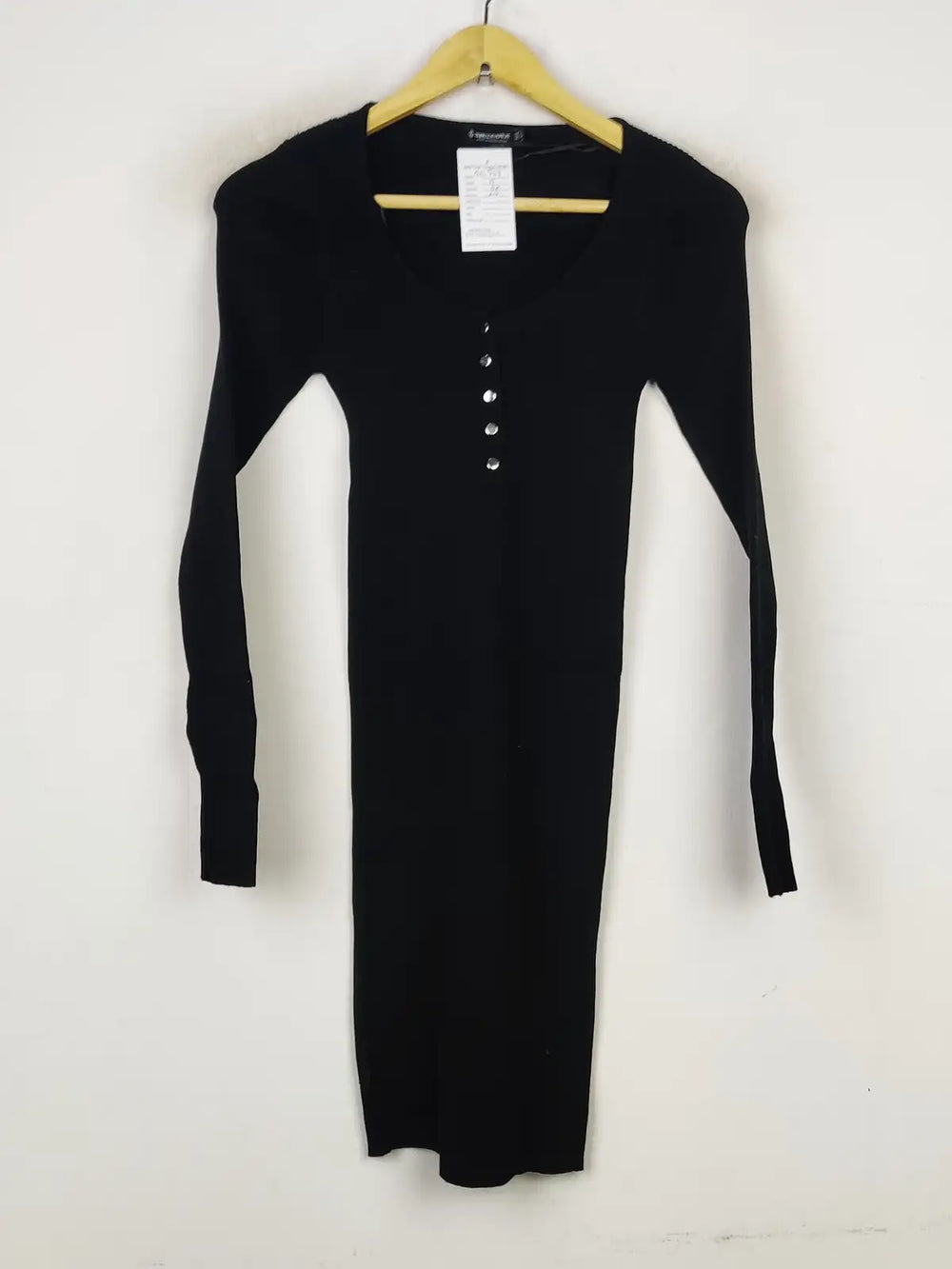 Buy online pre-used pre-loved 100% authentic & Original branded Stradivarius (BD-534) available in Pakistan. Top international brands avilable.