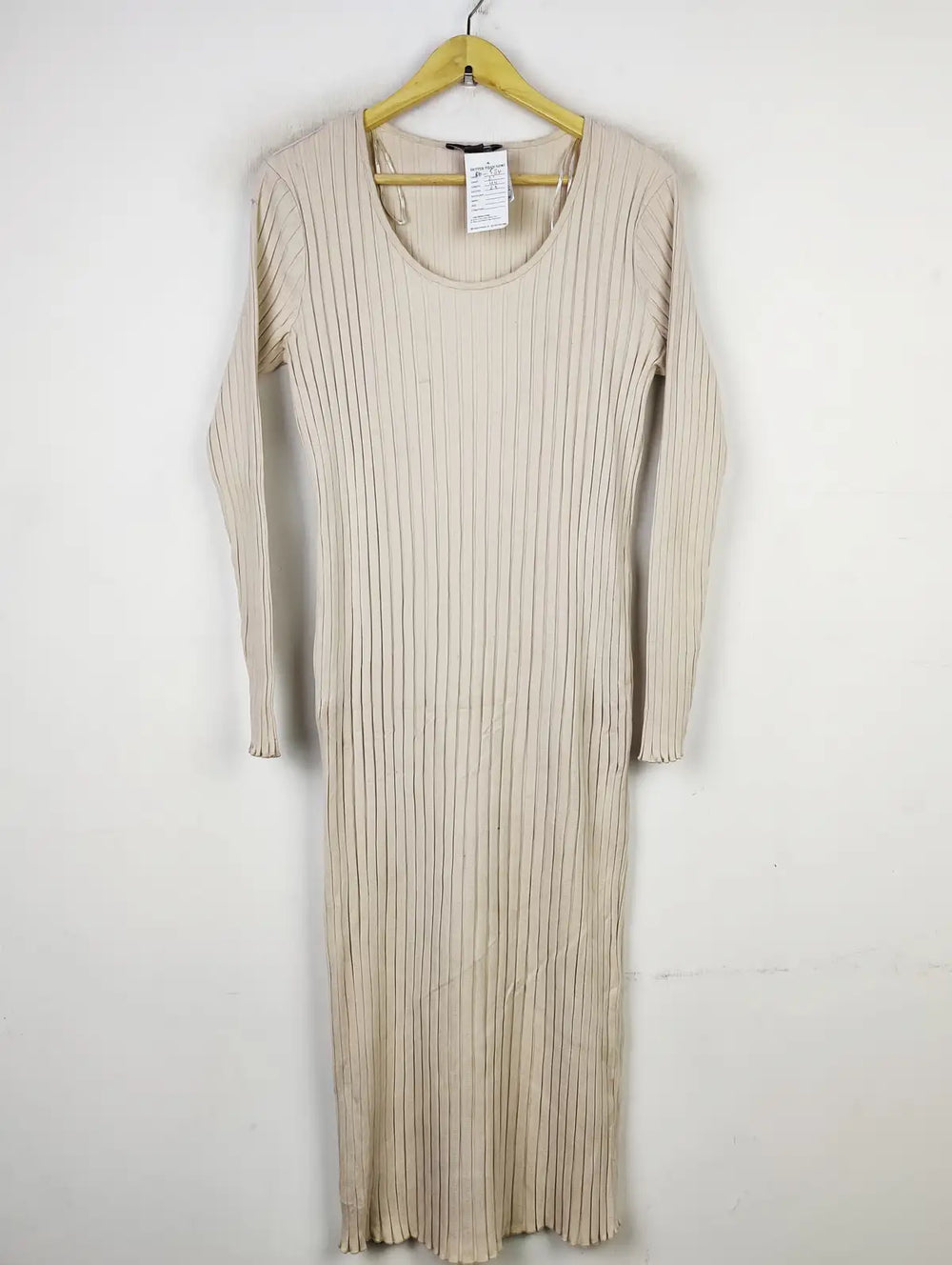 Buy online pre-used pre-loved 100% authentic & Original branded Primark (BD-584) available in Pakistan. Top international brands avilable.