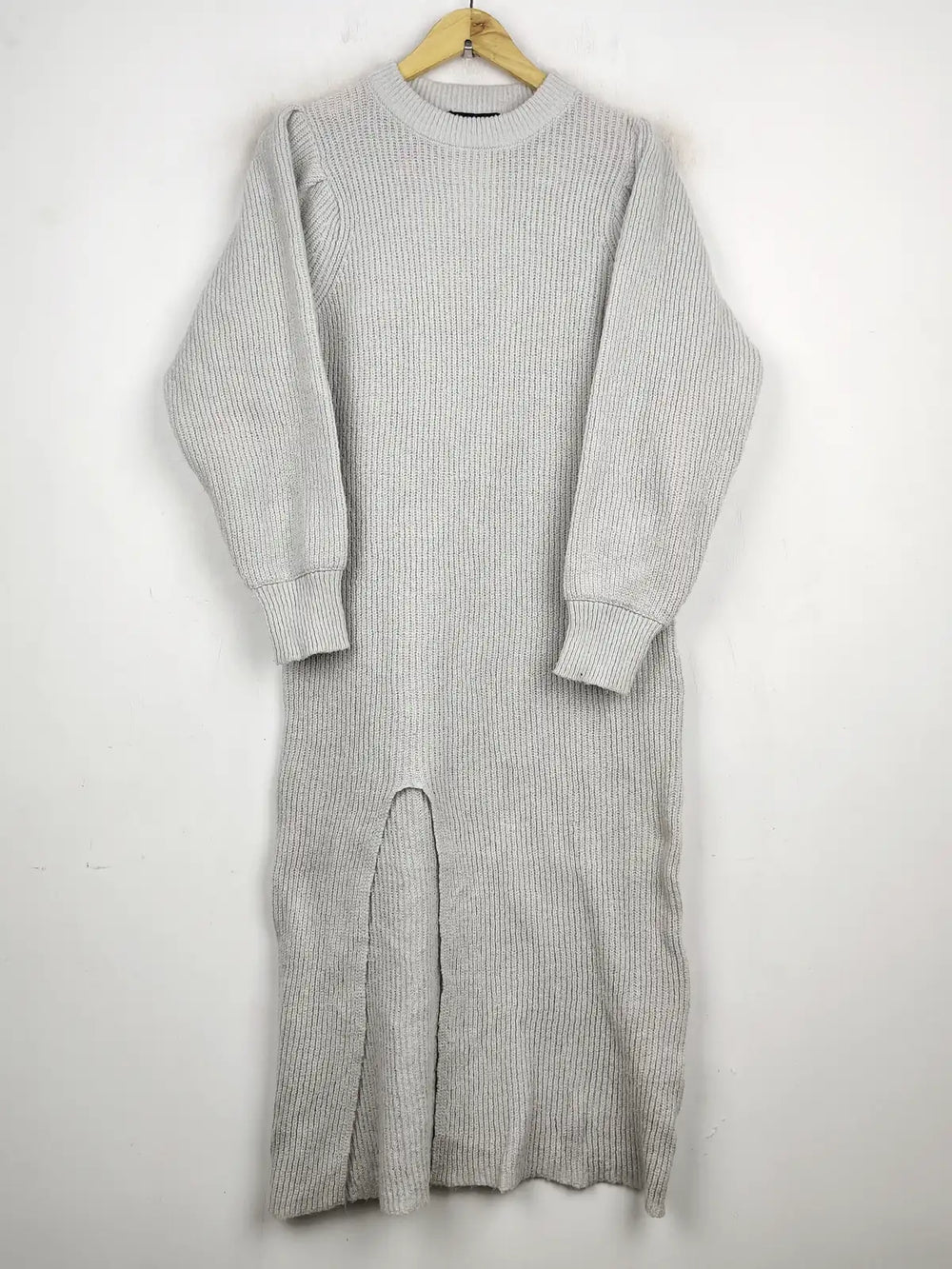 Buy online pre-used pre-loved 100% authentic & Original branded Shein (BD-63) available in Pakistan. Top international brands avilable.