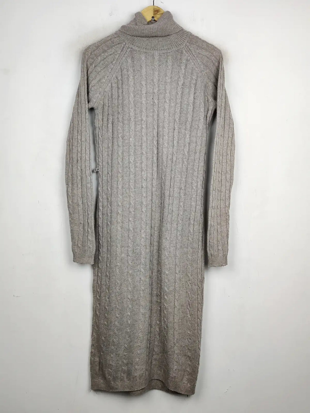 Buy online pre-used pre-loved 100% authentic & Original branded River Island (BD-66) available in Pakistan. Top international brands avilable.