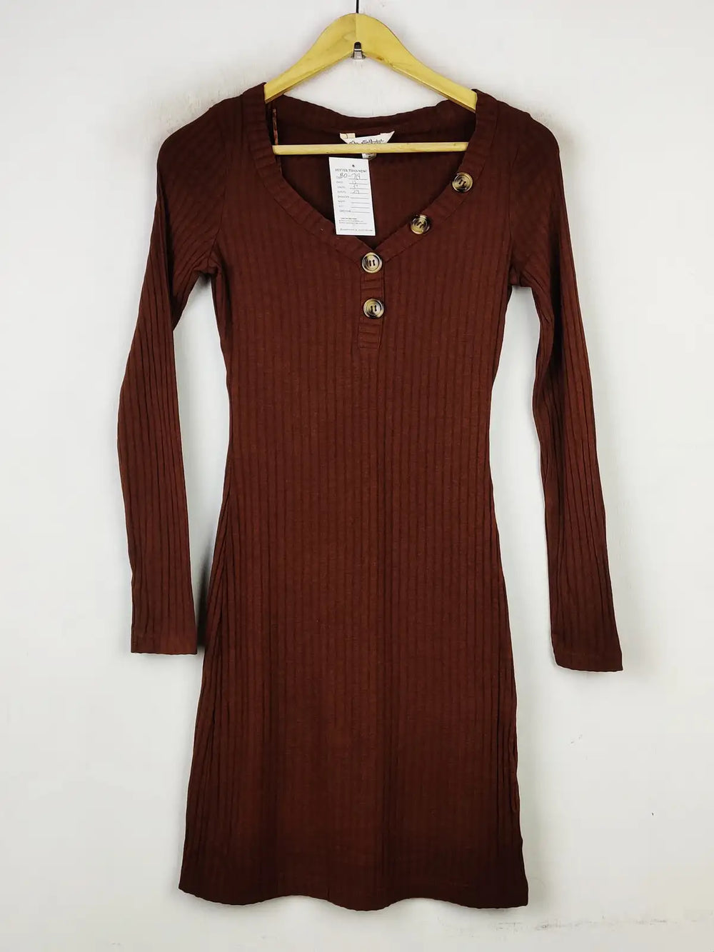 Buy online pre-used pre-loved 100% authentic & Original branded Miss Selfridge (BD-719) available in Pakistan. Top international brands avilable.