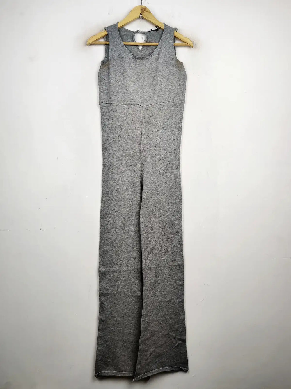 Buy online pre-used pre-loved 100% authentic & Original branded Prettylittlething (BD-73) available in Pakistan. Top international brands avilable.