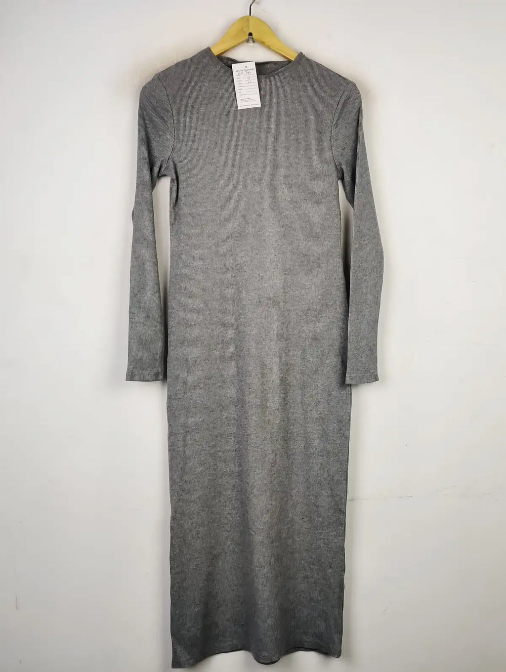 Buy online pre-used pre-loved 100% authentic & Original branded Primark (BD-744) available in Pakistan. Top international brands avilable.