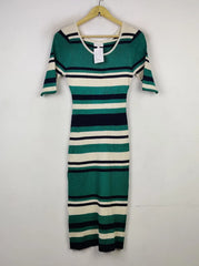 Buy online pre-used pre-loved 100% authentic & Original branded Apricot (BD-774) available in Pakistan. Top international brands avilable.