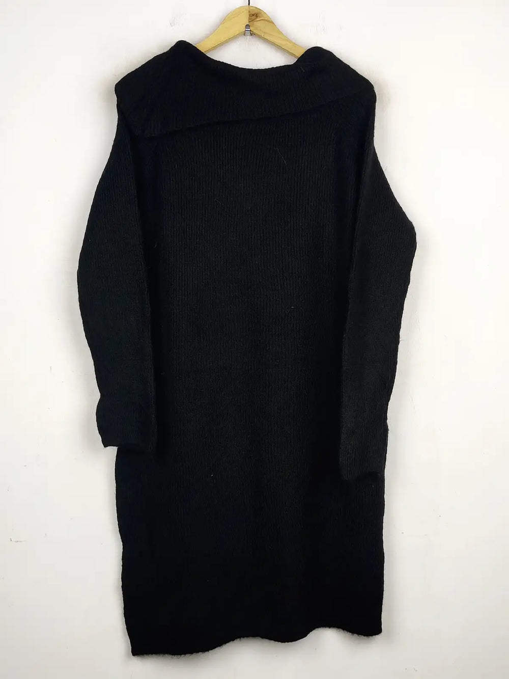 Buy online pre-used pre-loved 100% authentic & Original branded Shein (BD-79) available in Pakistan. Top international brands avilable.