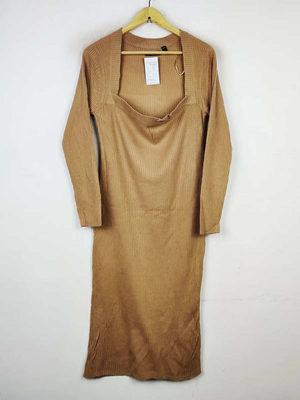 Buy online pre-used pre-loved 100% authentic & Original branded Brave Soul (BD-808) available in Pakistan. Top international brands avilable.