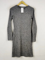 Buy online pre-used pre-loved 100% authentic & Original branded Unknown Brand (BD-816) available in Pakistan. Top international brands avilable.