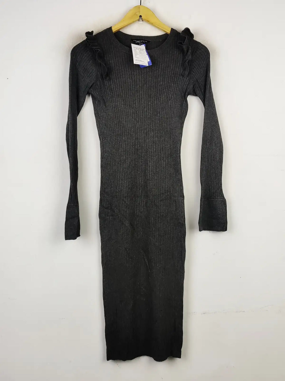 Buy online pre-used pre-loved 100% authentic & Original branded Dorothy Perkins (BD-850) available in Pakistan. Top international brands avilable.