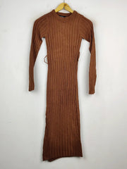 Buy online pre-used pre-loved 100% authentic & Original branded Boohoo (BD-85) available in Pakistan. Top international brands avilable.