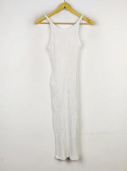 Buy online pre-used pre-loved 100% authentic & Original branded Zara (BD-915) available in Pakistan. Top international brands avilable.