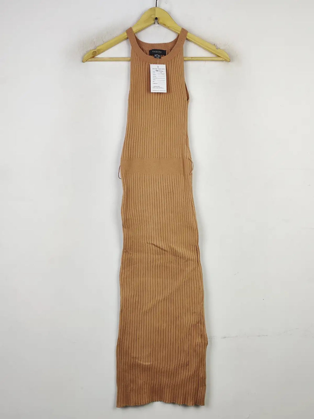 Buy online pre-used pre-loved 100% authentic & Original branded Primark (BD-932) available in Pakistan. Top international brands avilable.