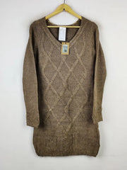 Buy online pre-used pre-loved 100% authentic & Original branded Colours Of The World (BD-946) available in Pakistan. Top international brands avilable.