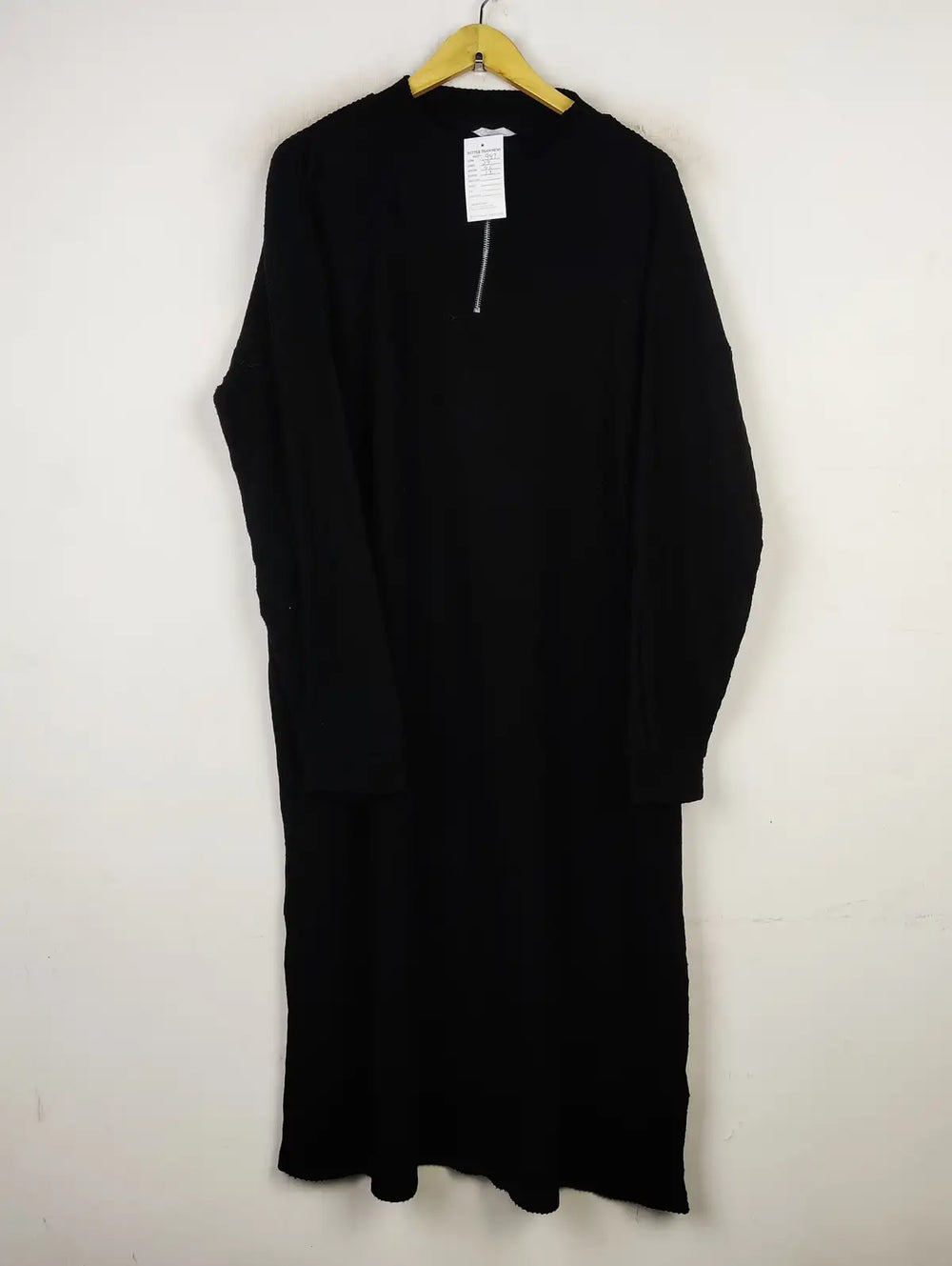 Buy online pre-used pre-loved 100% authentic & Original branded F&F (BD-947) available in Pakistan. Top international brands avilable.