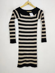 Buy online pre-used pre-loved 100% authentic & Original branded Mis Selfridge (BD-985) available in Pakistan. Top international brands avilable.