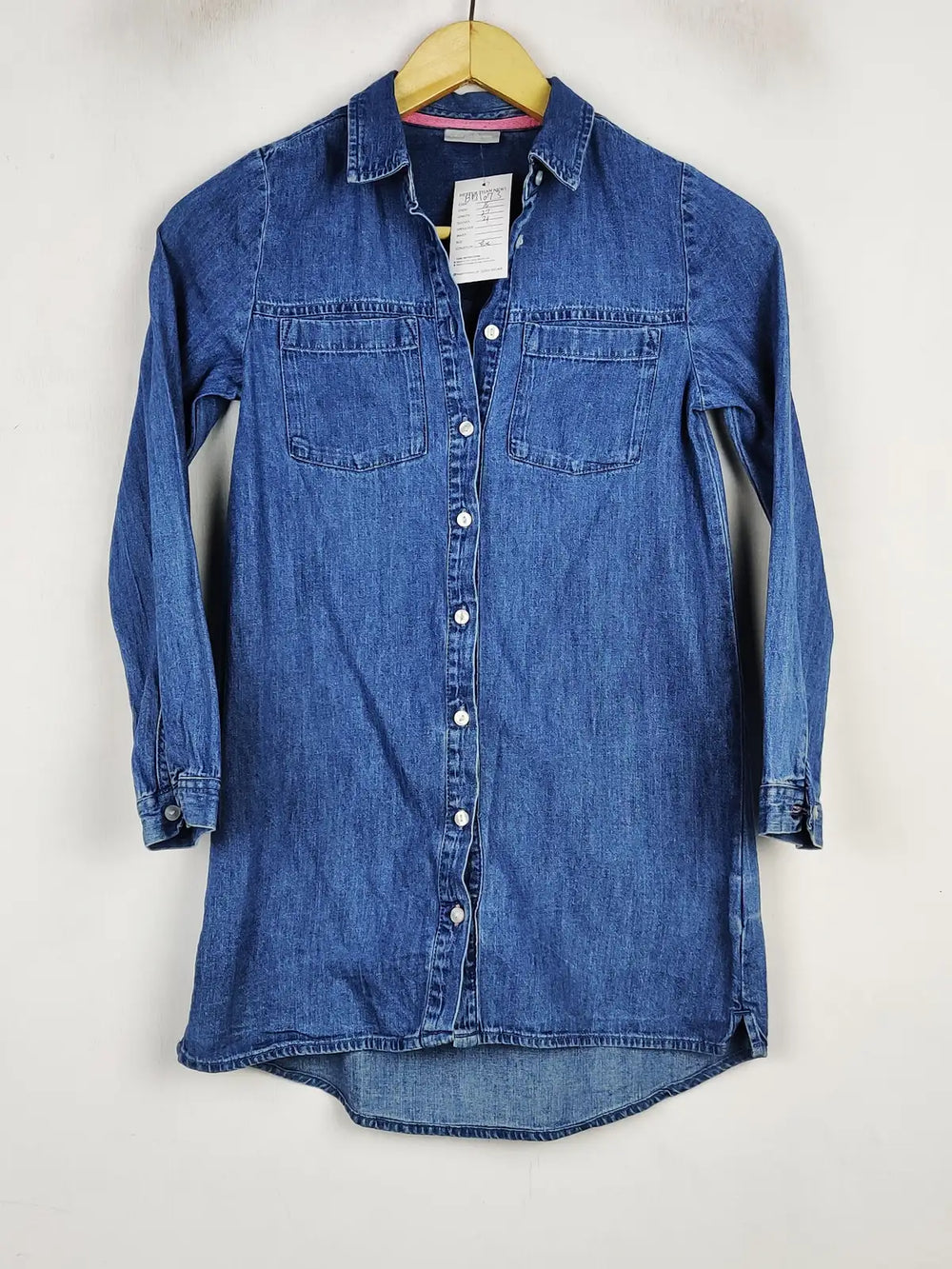 Buy online pre-used pre-loved 100% authentic & Original branded I Love Girl Wear (BDT-1073) available in Pakistan. Top international brands avilable.