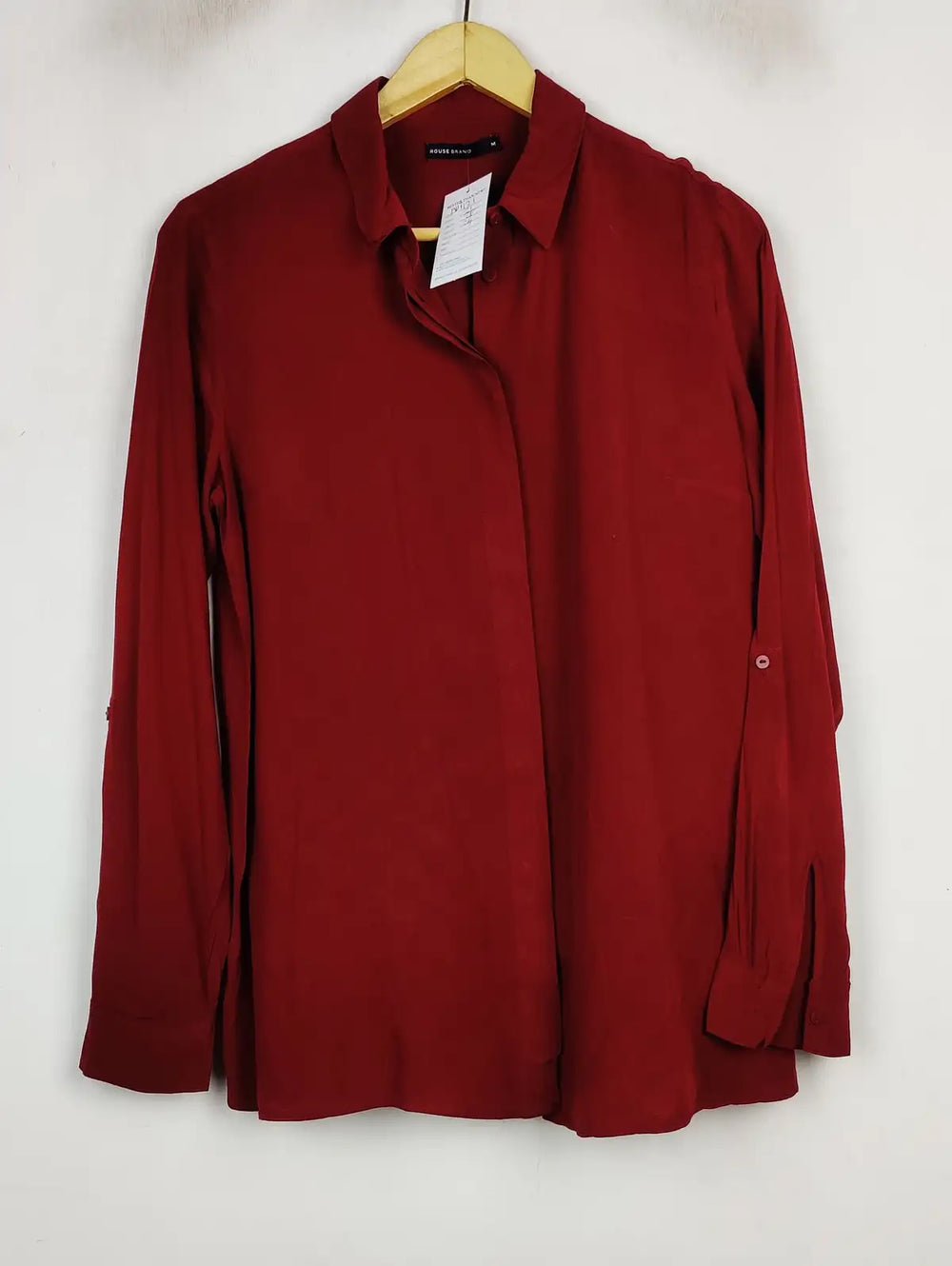 Buy online pre-used pre-loved 100% authentic & Original branded House Brand (BDT-1121) available in Pakistan. Top international brands avilable.