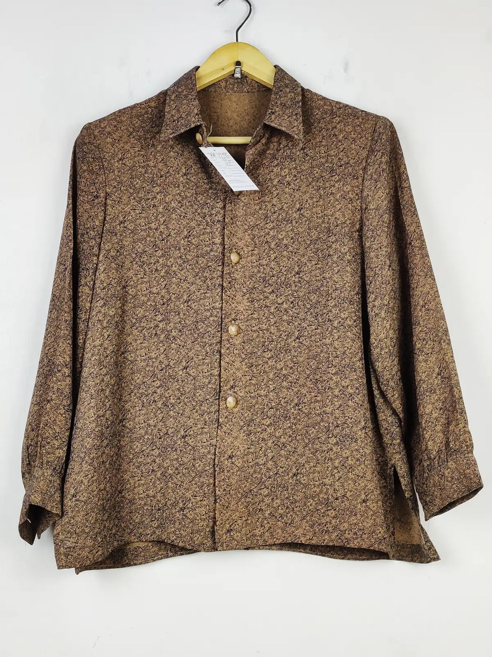 Buy online pre-used pre-loved 100% authentic & Original branded Unknown Brand (BDT-1276) available in Pakistan. Top international brands avilable.