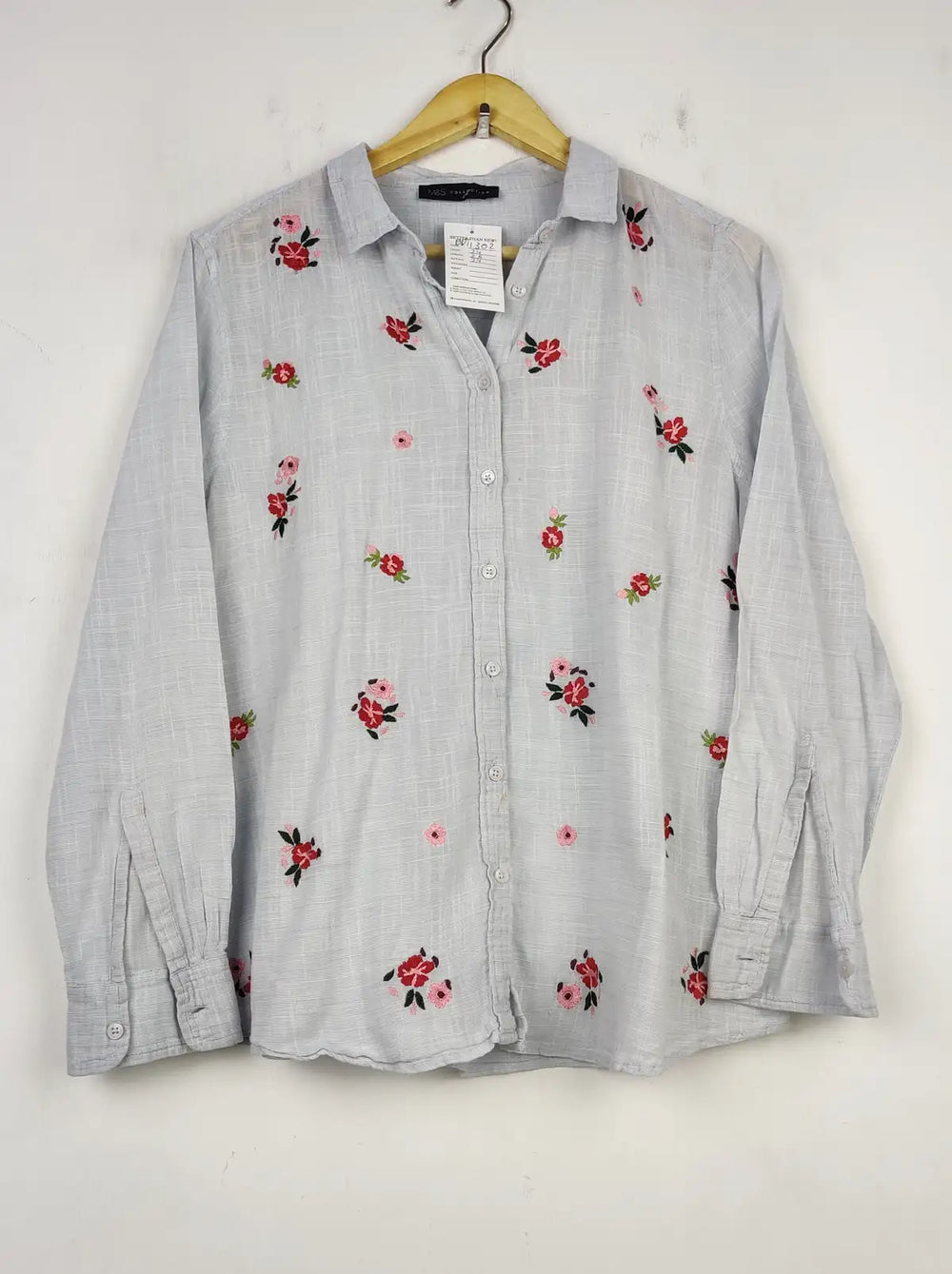 Buy online pre-used pre-loved 100% authentic & Original branded Mark & Spencer (BDT-1302) available in Pakistan. Top international brands avilable.