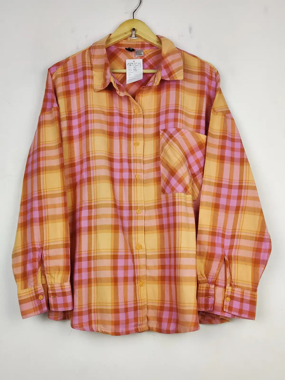 Buy online pre-used pre-loved 100% authentic & Original branded H&M (BDT-1309) available in Pakistan. Top international brands avilable.