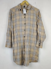 Buy online pre-used pre-loved 100% authentic & Original branded H&M (BDT-1357) available in Pakistan. Top international brands avilable.