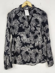 Buy online pre-used pre-loved 100% authentic & Original branded Monsoon (BDT-1587) available in Pakistan. Top international brands avilable.