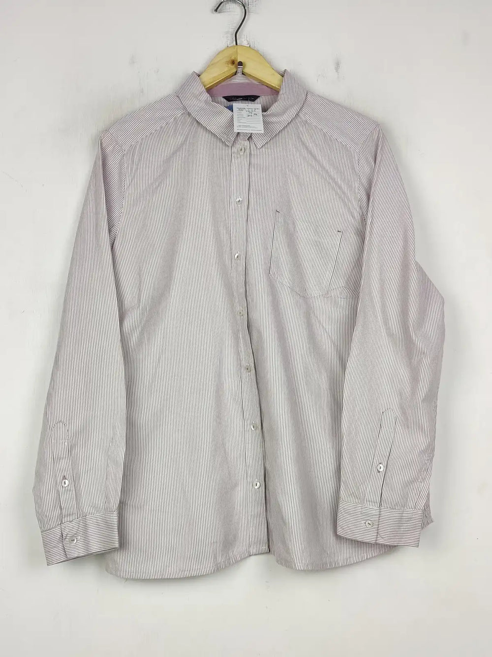 Buy online pre-used pre-loved 100% authentic & Original branded Marks & Spencer (BDT-1656) available in Pakistan. Top international brands avilable.