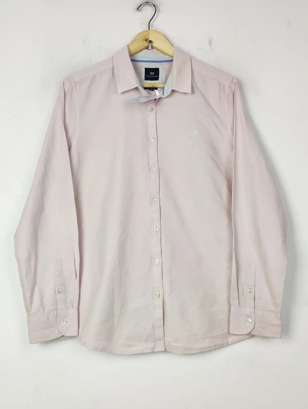 Buy online pre-used pre-loved 100% authentic & Original branded Crew Clothing (BDT-1739) available in Pakistan. Top international brands avilable.
