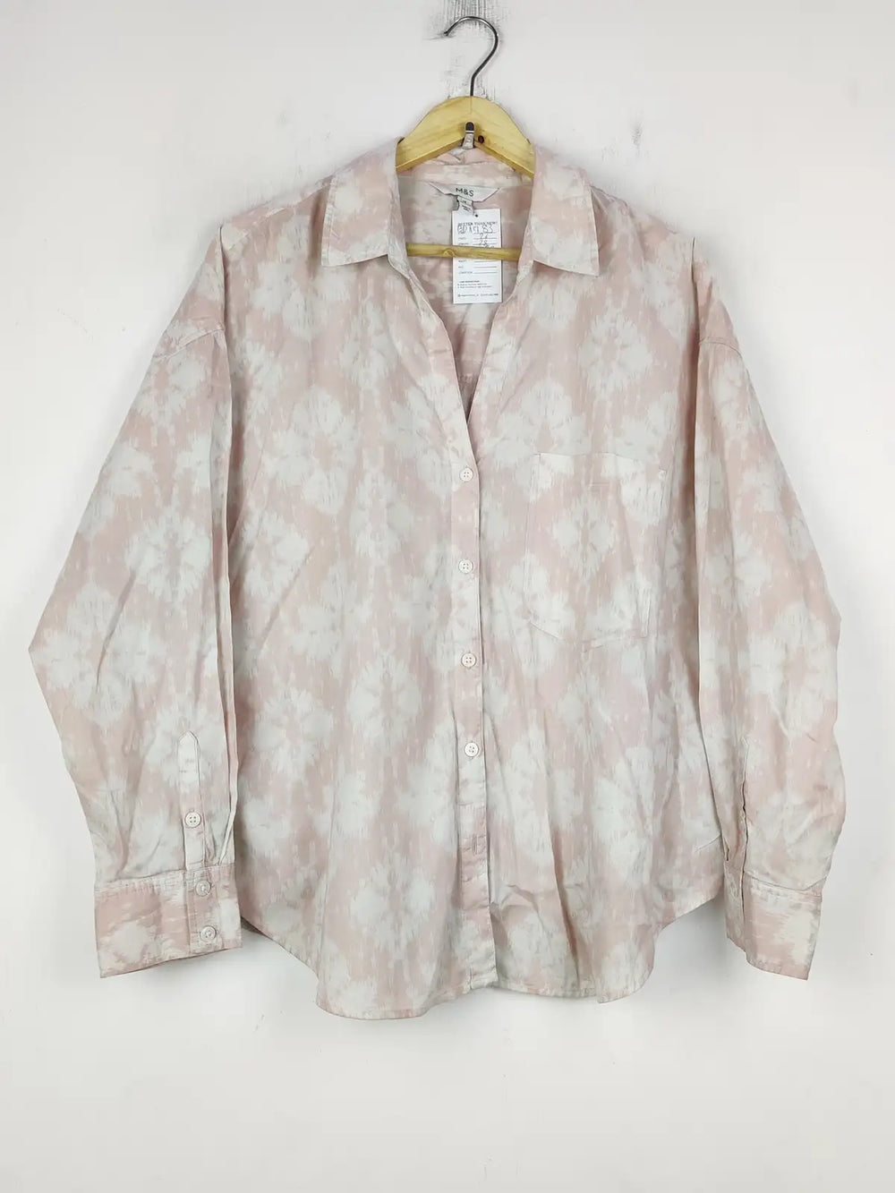 Buy online pre-used pre-loved 100% authentic & Original branded Marks & Spencer (BDT-1783) available in Pakistan. Top international brands avilable.