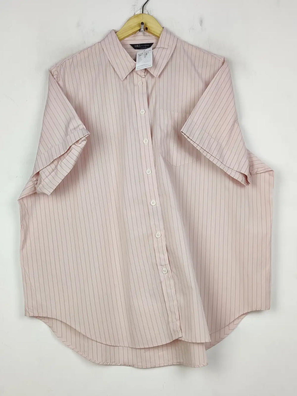 Buy online pre-used pre-loved 100% authentic & Original branded Marks & Spencer (BDT-1944) available in Pakistan. Top international brands avilable.