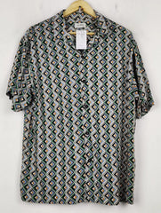 Buy online pre-used pre-loved 100% authentic & Original branded Pull&Bear (BDT-1983) available in Pakistan. Top international brands avilable.