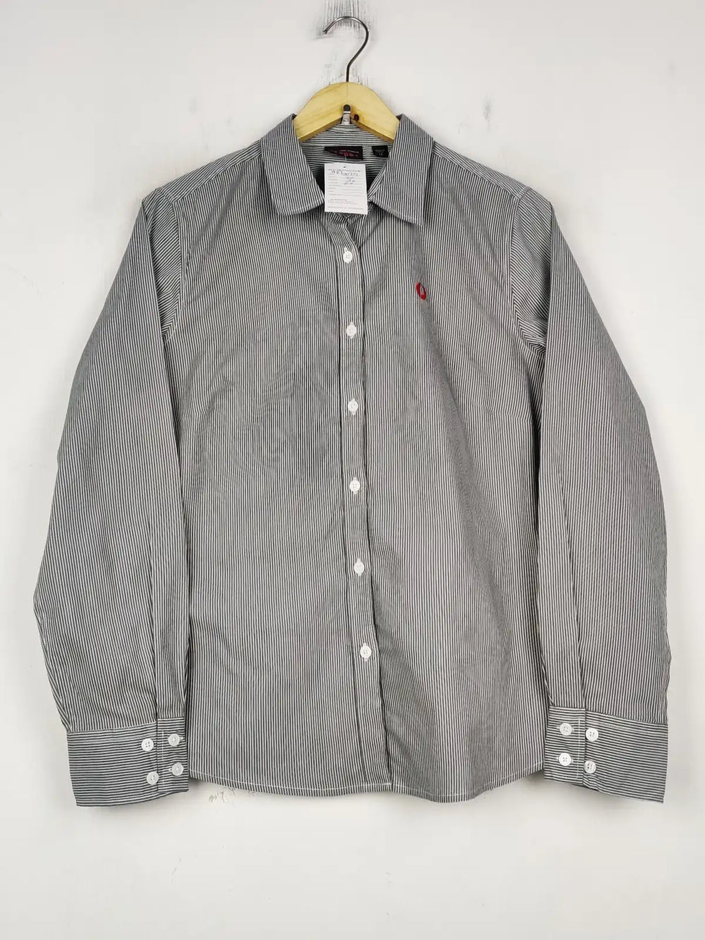 Buy online pre-used pre-loved 100% authentic & Original branded Post (BDT-2029) available in Pakistan. Top international brands avilable.