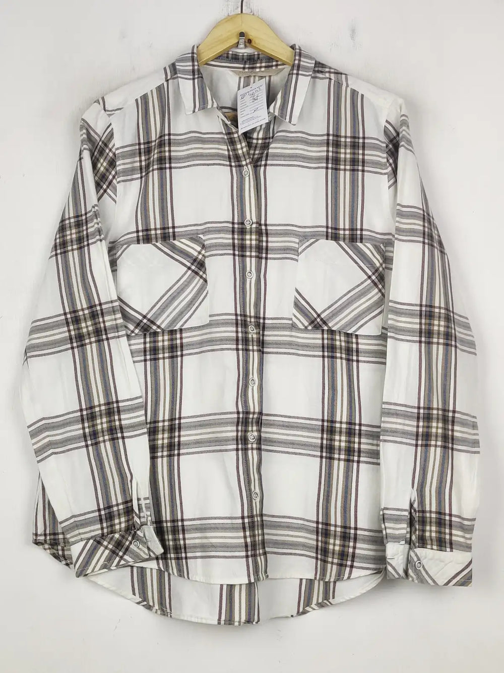 Buy online pre-used pre-loved 100% authentic & Original branded Unknown Brand (BDT-2043) available in Pakistan. Top international brands avilable.