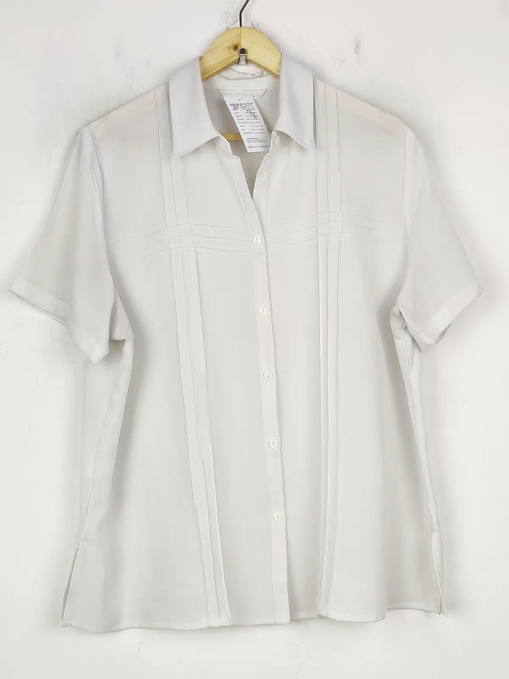 Buy online pre-used pre-loved 100% authentic & Original branded Unknown Brand (BDT-2073) available in Pakistan. Top international brands avilable.