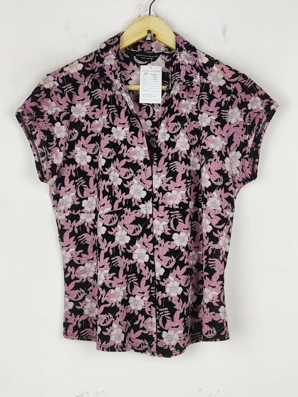 Buy online pre-used pre-loved 100% authentic & Original branded Dorothy Perkins (BDT-2081) available in Pakistan. Top international brands avilable.
