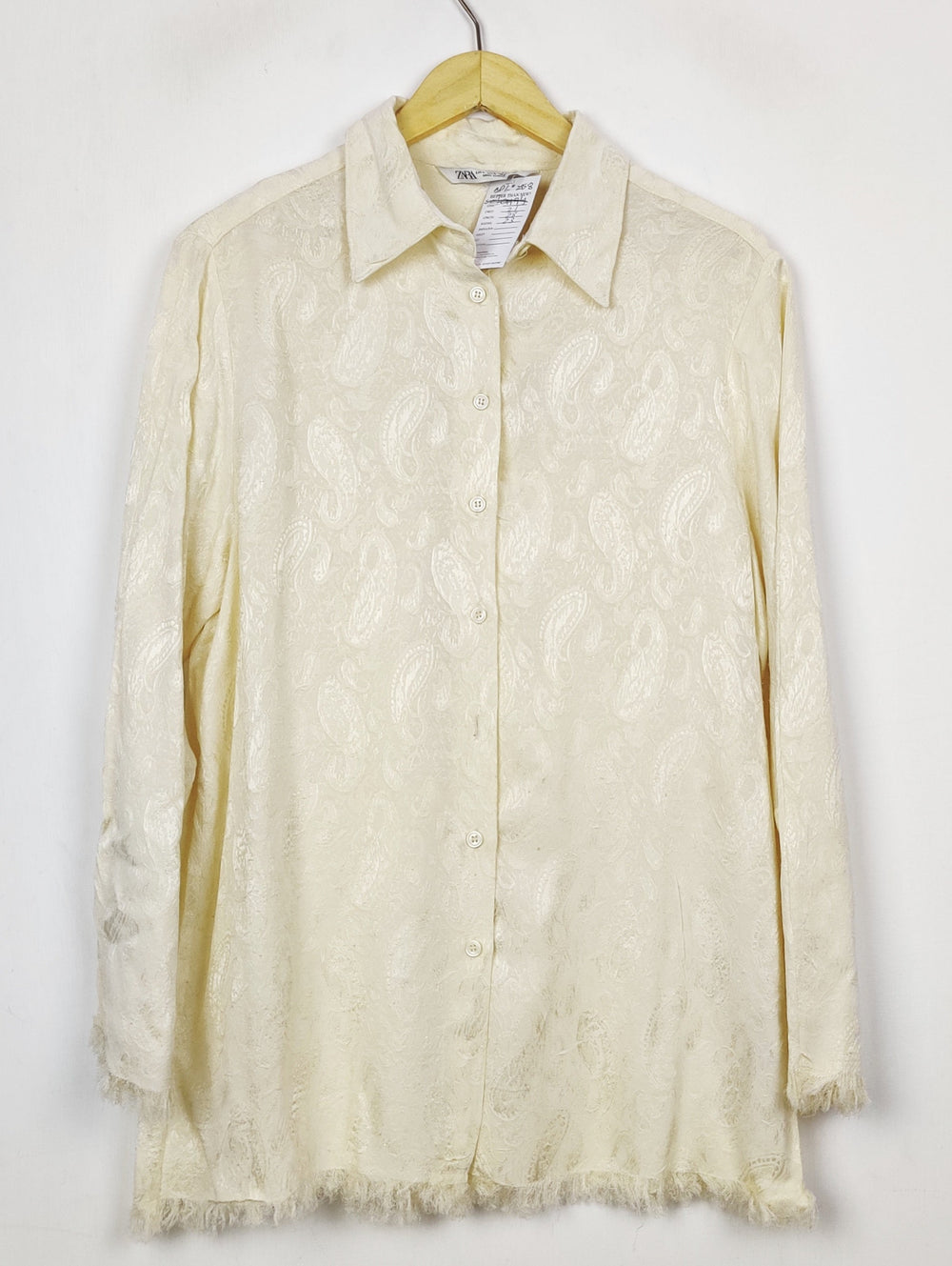 Buy online pre-used pre-loved 100% authentic & Original branded Zara (BDT-2358) available in Pakistan. Top international brands avilable.