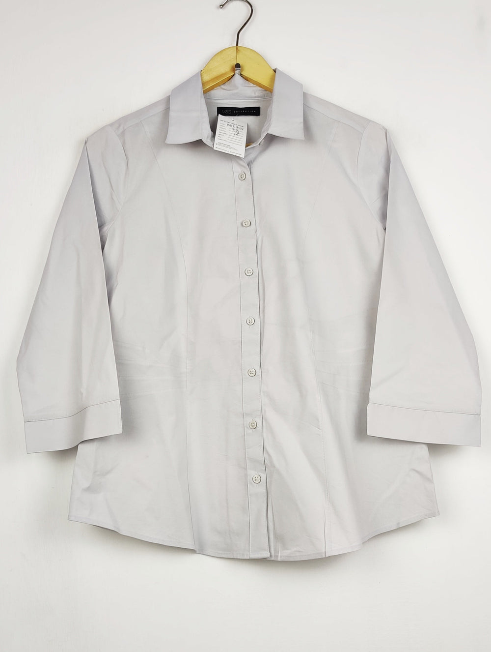 Buy online pre-used pre-loved 100% authentic & Original branded M&S (BDT-2414) available in Pakistan. Top international brands avilable.