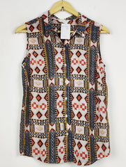 Buy online pre-used pre-loved 100% authentic & Original branded H&M (BDT-2443) available in Pakistan. Top international brands avilable.