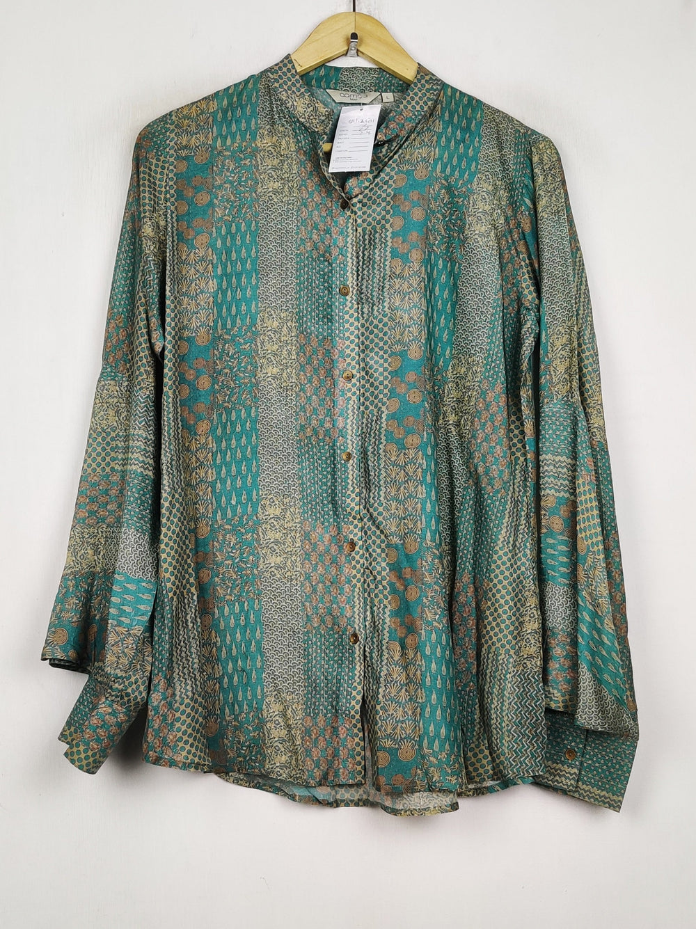 Buy online pre-used pre-loved 100% authentic & Original branded Amya (BDT-2501) available in Pakistan. Top international brands avilable.