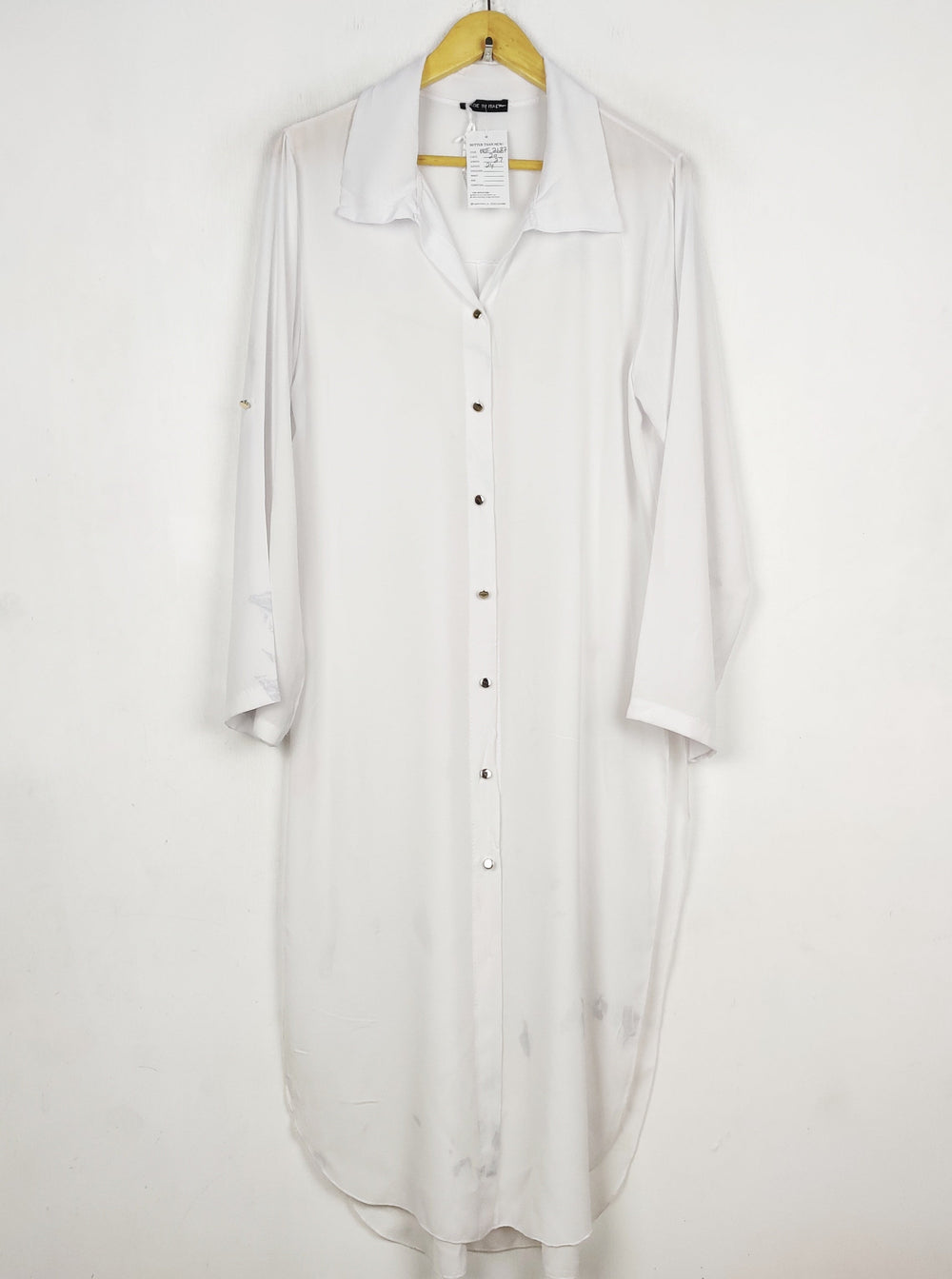 Buy online pre-used pre-loved 100% authentic & Original branded Unknown Brand (BDT-2687) available in Pakistan. Top international brands avilable.