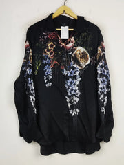 Buy online pre-used pre-loved 100% authentic & Original branded Allsaints (BDT-44) available in Pakistan. Top international brands avilable.