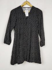 Buy online pre-used pre-loved 100% authentic & Original branded Zara (BDT-533) available in Pakistan. Top international brands avilable.