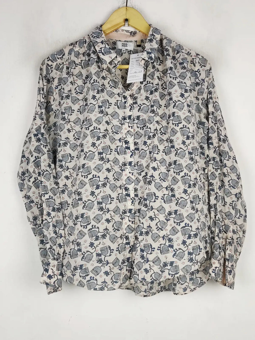 Buy online pre-used pre-loved 100% authentic & Original branded Noa Noa (BDT-914) available in Pakistan. Top international brands avilable.
