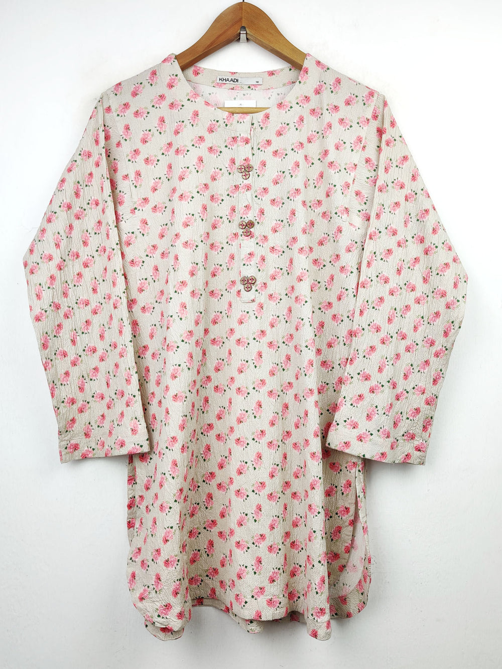 Buy online pre-used pre-loved 100% authentic & Original branded Khaadi (BK-1017) available in Pakistan. Top international brands avilable.